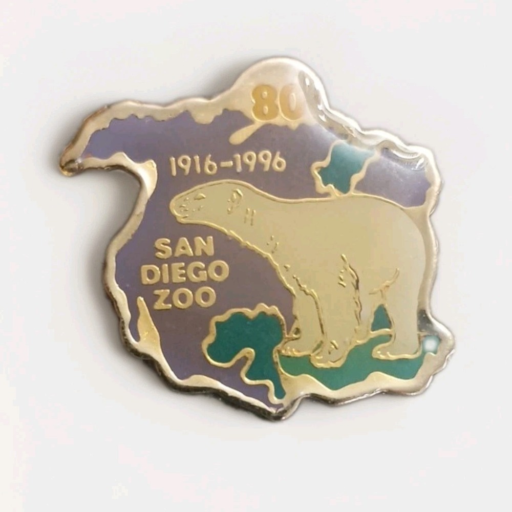 San Diego Zoo 80 Years 1916-1996 Polar Bear Travel Souvenir Lapel Pin Pinback
